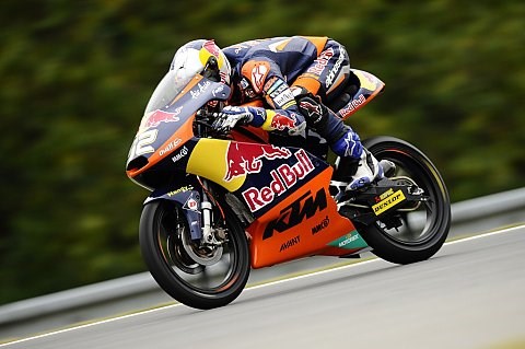 Kent gewinnt chaotisches Motegi-Rennen: Cortese war nur wenige Kurven von Titelgewinn entfernt