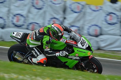 Sykes auch am dritten Tag vorne: 17-Zoll-Reifen kommen gut an