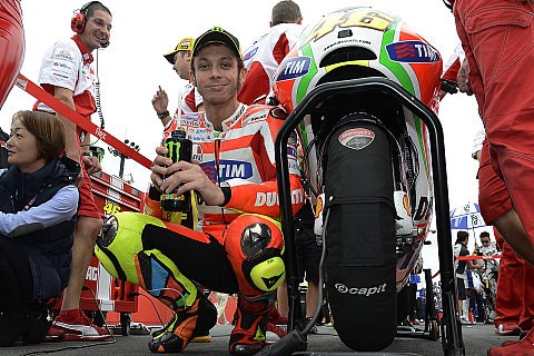 Rossi hält Honda für besser als Yamaha: M1 braucht mehr Power