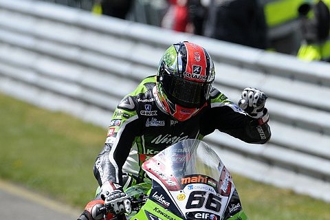 Sykes holt Pole Nummer fünf in 2013: Laverty ist dicht dran