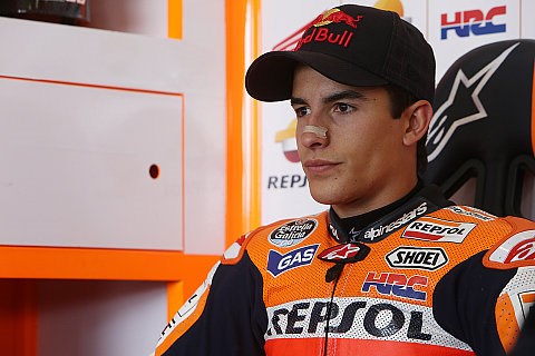 Sturz von Pedrosa, Bestzeit für Marquez: Viele Stürze im 3. Training
