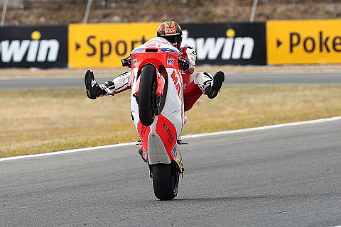 Torres gewinnt erstes Moto2-Rennen: Nächster spanischer Gewinner