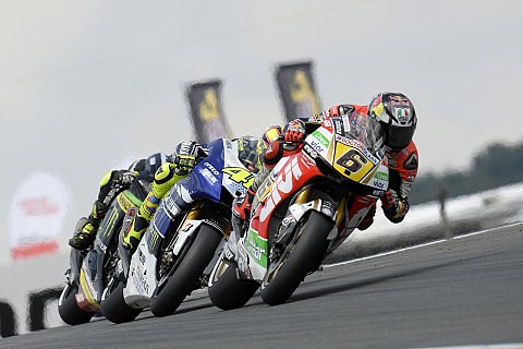 Bradl ist vom Podest überzeugt: Mit der Spitze kämpfen