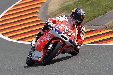 Folger im ersten Training Schnellster : Bestzeit bei wechselnden Bedingungen