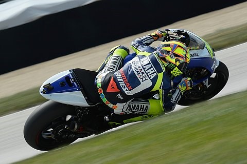 Rossi erlebte ein turbulentes Rennen: Zahlreiche Zweikämpfe