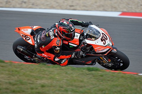 Guintoli am Freitag in Istanbul Schnellster: Sykes nur auf Rang vier