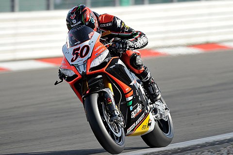 Guintoli fährt schnellste Runde am Freitag: Sykes an Tag eins geschlagen