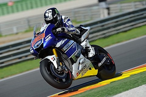 Lorenzo im WarmUp vorn