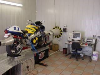 Kraftdrücken am Bogoln Prüfstand