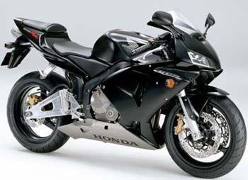 Der 1000PS Supersport-Touren-Test