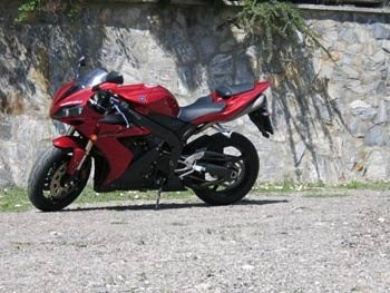 Yamaha R1 - in ROT