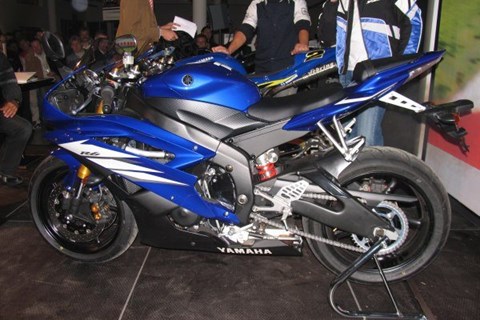 Ö Premiere Yamaha R6