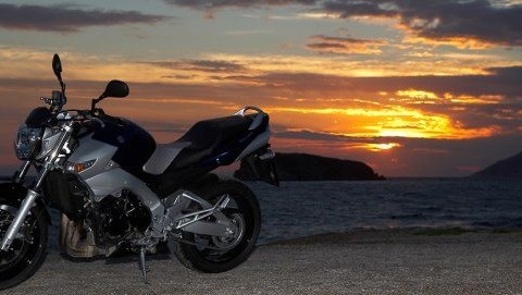 Suzuki GSR 600