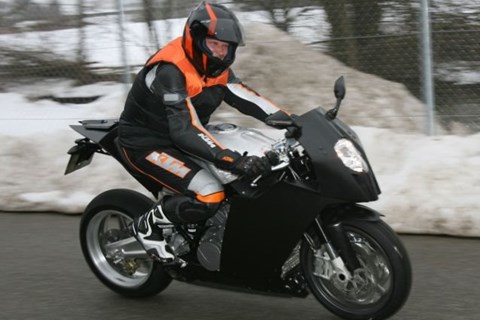KTM RC8