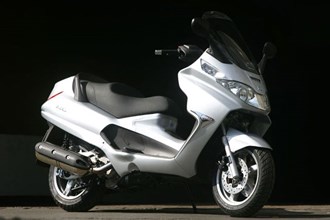 Piaggio X8 400 i.e.