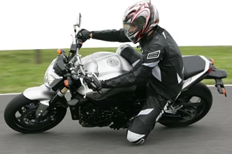 Yamaha FZ1 Yamaha FZ1