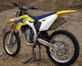Suzuki RM-Z250