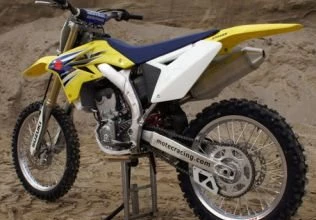 Suzuki RM-Z250 Suzuki RM-Z250