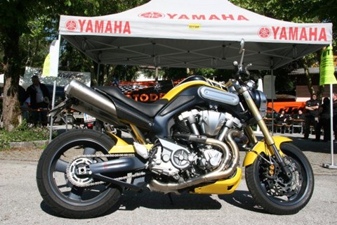 Yamaha MT-01 KR