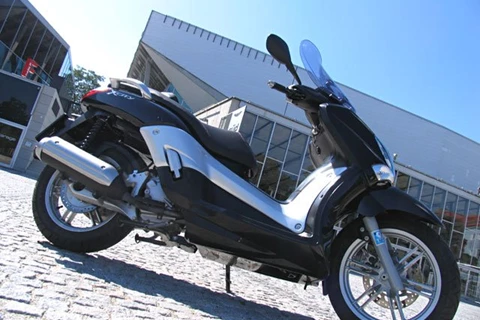 Yamaha X-MAX & X-CITY Yamaha X-MAX & X-CITY