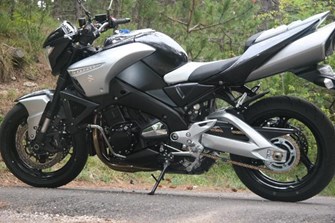 Suzuki B-King
