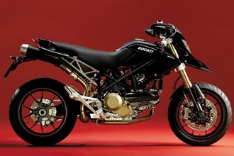 Hypermotard S in black Hypermotard S in black