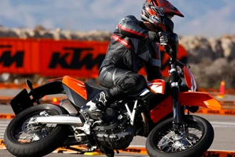 KTM 690 SMC KTM 690 SMC