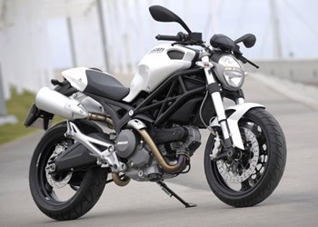 Ducati Monster 696 Ducati Monster 696