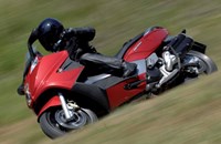 Testbericht Gilera GP 800 - Vorschaubild Gilera GP 800