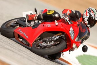 Triumph Daytona 675 09 Triumph Daytona 675 09