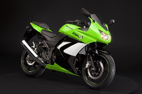 Kawasaki 250er black