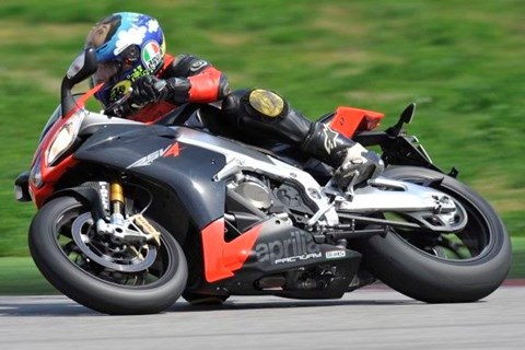Aprilia RSV4 Factory