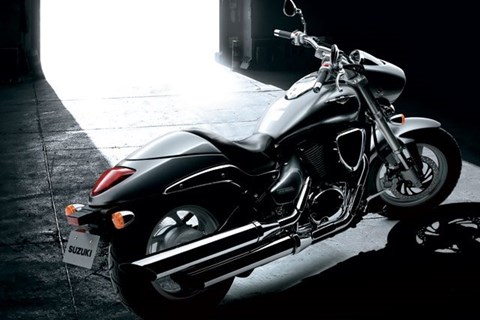 Suzuki M800 Int. 2010