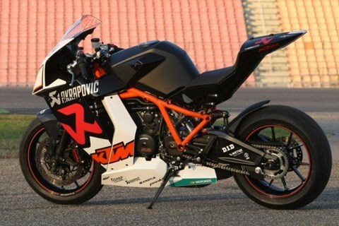 KTM RC8-R Akrapovic KTM RC8-R Akrapovic