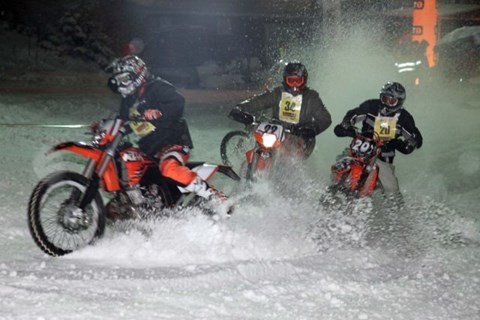 Jonas verteidigt Titel