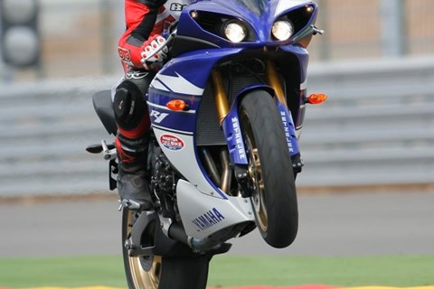 Yamaha YZF-R1