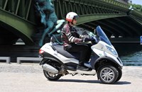 Testbericht Piaggio MP3 Hybrid 300 LT - Vorschaubild Piaggio MP3 Hybrid 300 LT