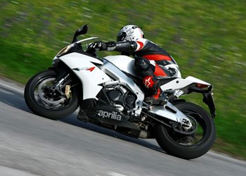 Aprilia RSV4 R Aprilia RSV4 R