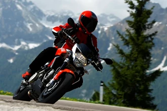 Aprilia SL750 Shiver Test Aprilia SL750 Shiver Test