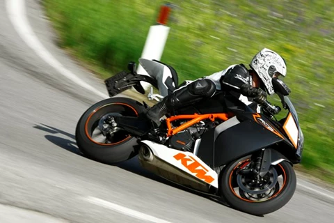 KTM RC8 R KTM RC8 R
