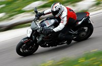 Testbericht MV Agusta Brutale 1090 RR - Vorschaubild MV Agusta Brutale 1090 RR