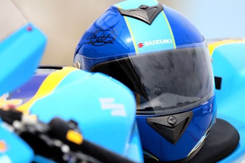 MotoGP Helm gewinnen