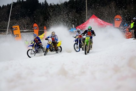 SnowSpeedHill Race