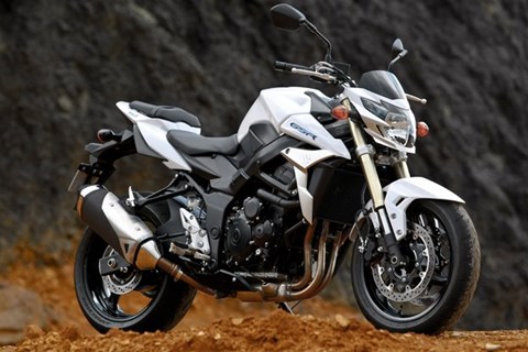 Suzuki GSR 750 Suzuki GSR 750