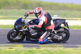 Aprilia Tuono V4R Aprilia Tuono V4R