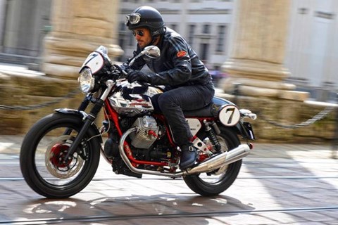 Moto Guzzi v7 Racer Moto Guzzi v7 Racer