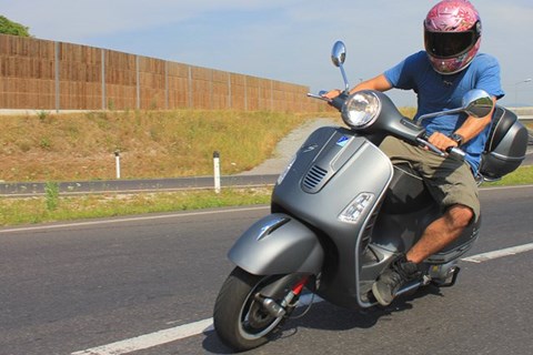 Vespa GTS 300 ie SSport Testbericht