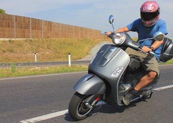 Vespa GTS 300 ie SSport Testbericht Vespa GTS 300 ie SSport Testbericht