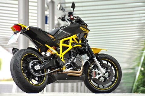 Nuda 900 R Carbon Nuda 900 R Carbon