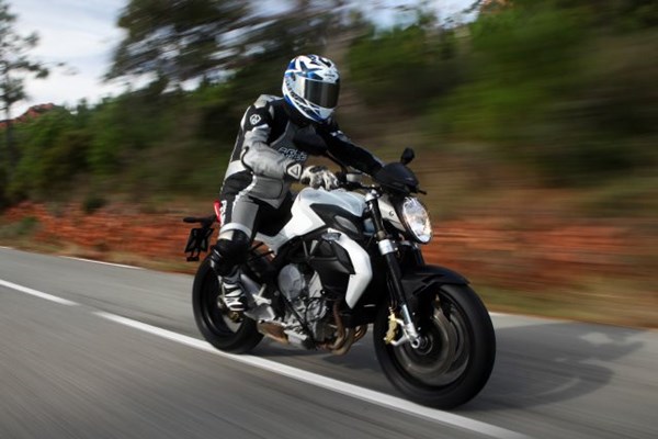 MV Agusta Brutale 800